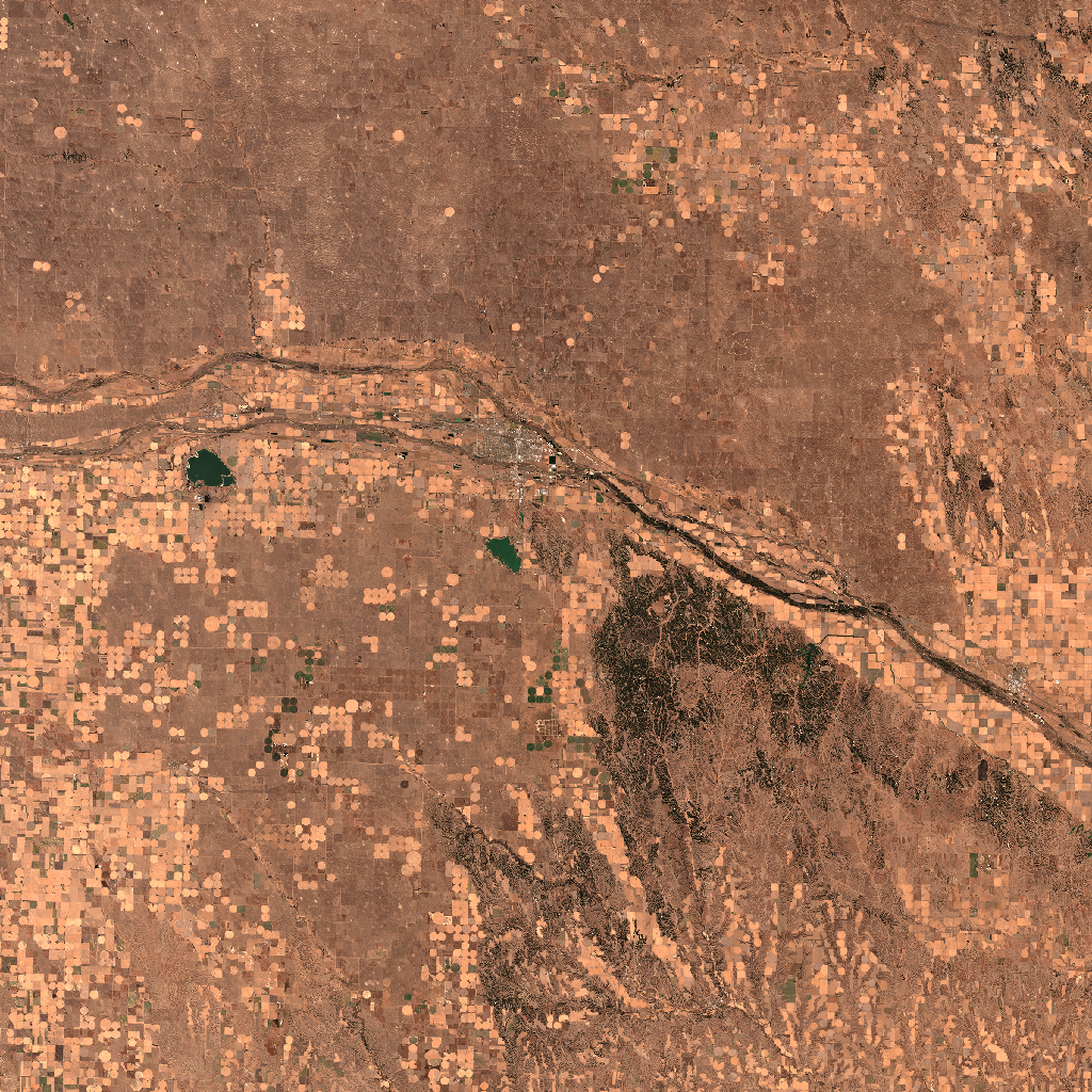 Satellite imagery for Active Fire Complex (653 detections, 4718 MW FRP)